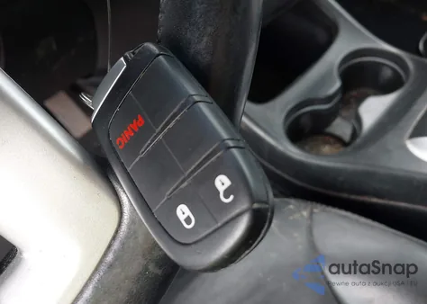 2014 Dodge Journey Sxt z USA, uszkodzony, nr VIN 3C4PDDBG2ET143854